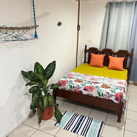 Mochis Apartamento Quepos Exterior foto