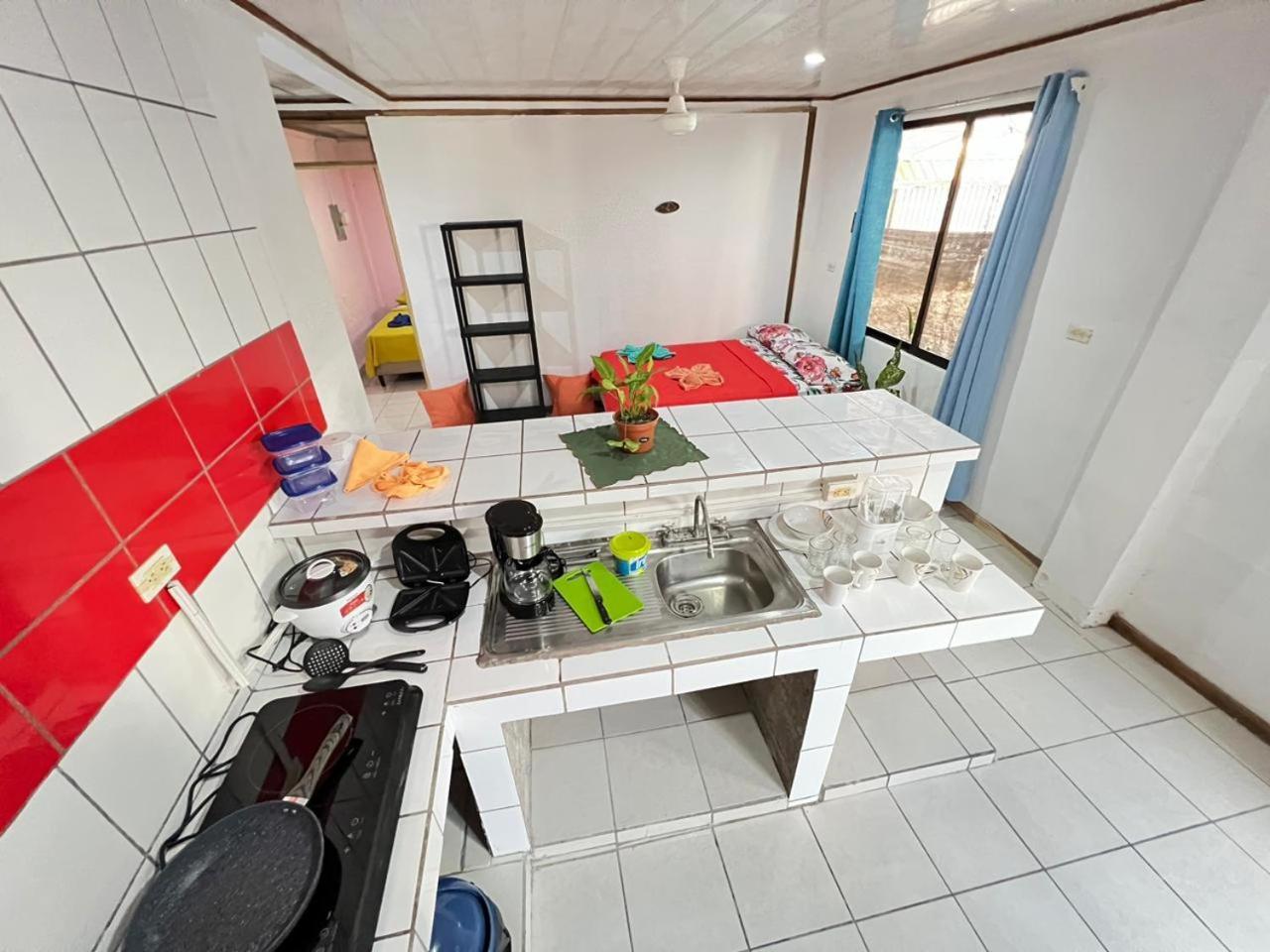 Mochis Apartamento Quepos Quarto foto