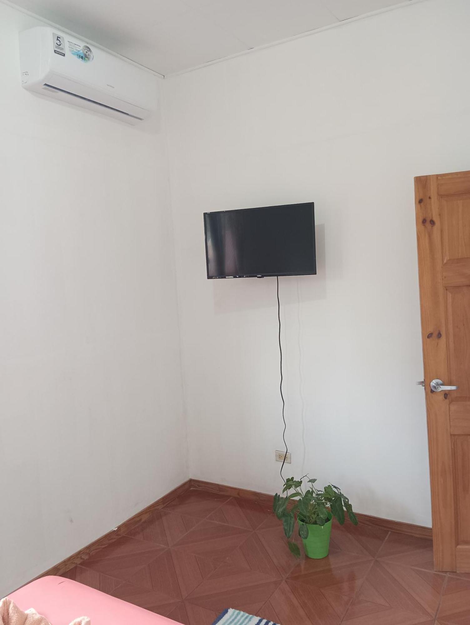Mochis Apartamento Quepos Quarto foto