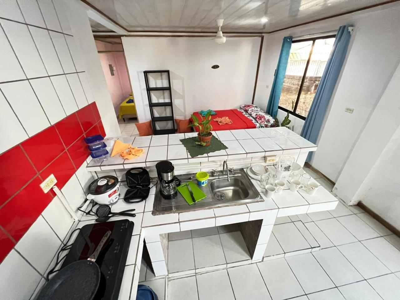 Mochis Apartamento Quepos Quarto foto